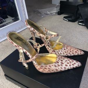 Leopard print vintage highheels